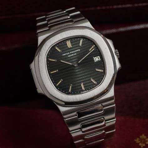 Patek Philippe Nautilus 3700/1A .